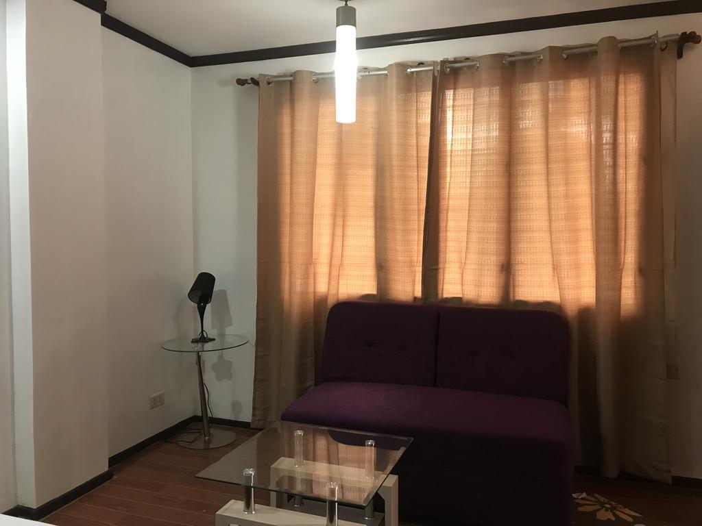 Ranile'S Pension House Cebu Bagian luar foto